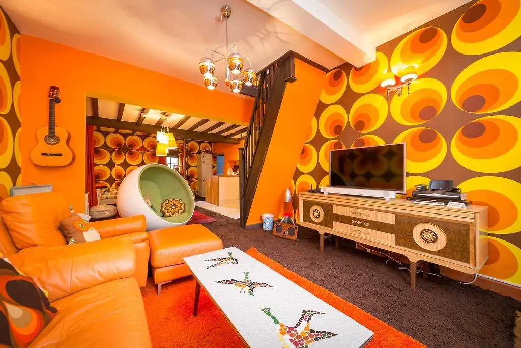 Trembling Madness Apartments York